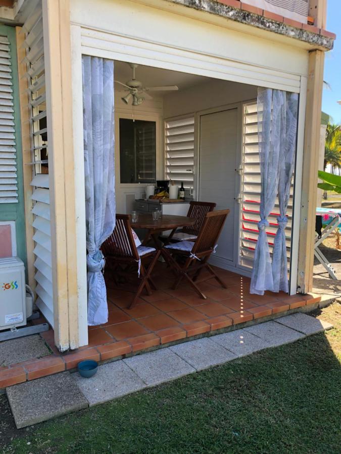 Studio Anse Des Rochers Saint Francois Exterior photo